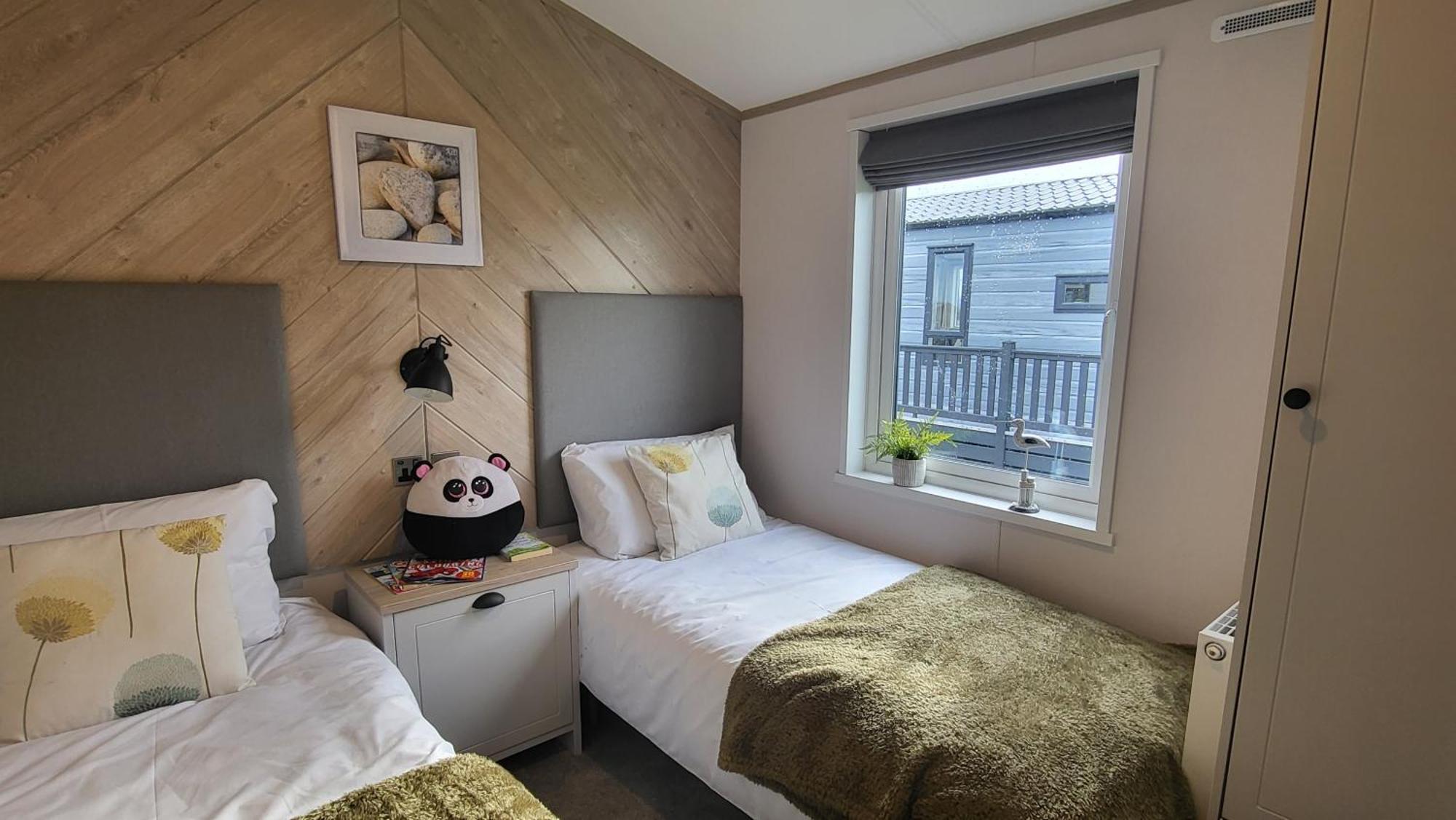 Honeycomb Lodge - Holiday Home 5 Min From פדסטואו מראה חיצוני תמונה
